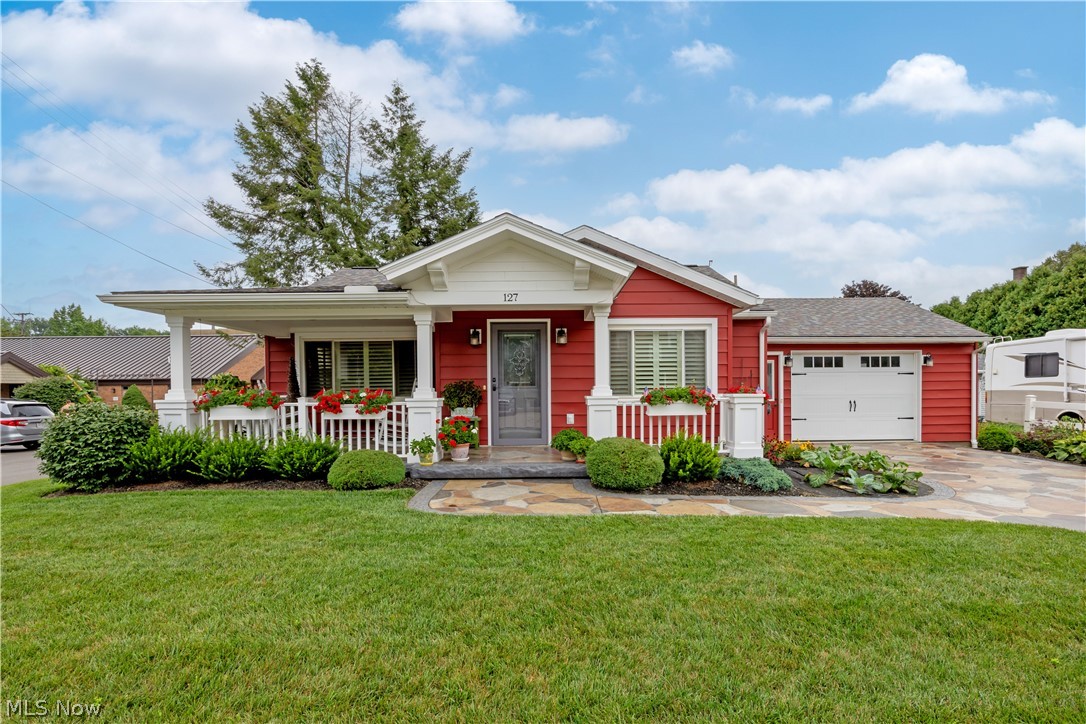 127 S Pleasant Street Loudonville OH 44842
