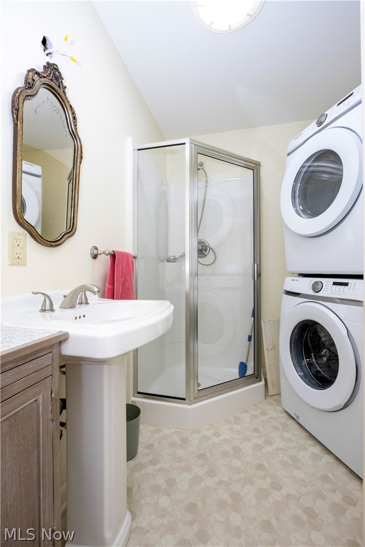 127 S Pleasant Street Loudonville OH 44842