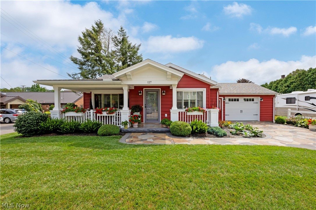 127 S Pleasant Street Loudonville OH 44842