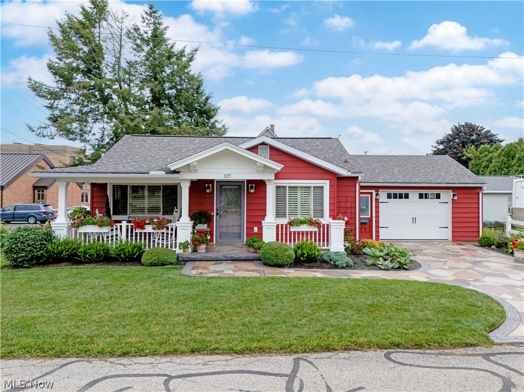 127 S Pleasant Street Loudonville OH 44842