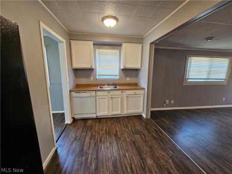 26851 Zeman Avenue Euclid OH 44132