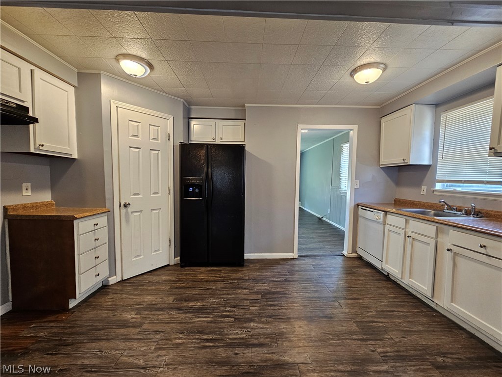 26851 Zeman Avenue Euclid OH 44132