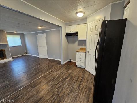 26851 Zeman Avenue Euclid OH 44132