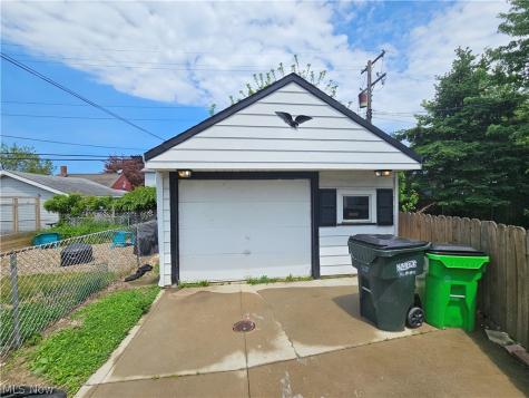 26851 Zeman Avenue Euclid OH 44132