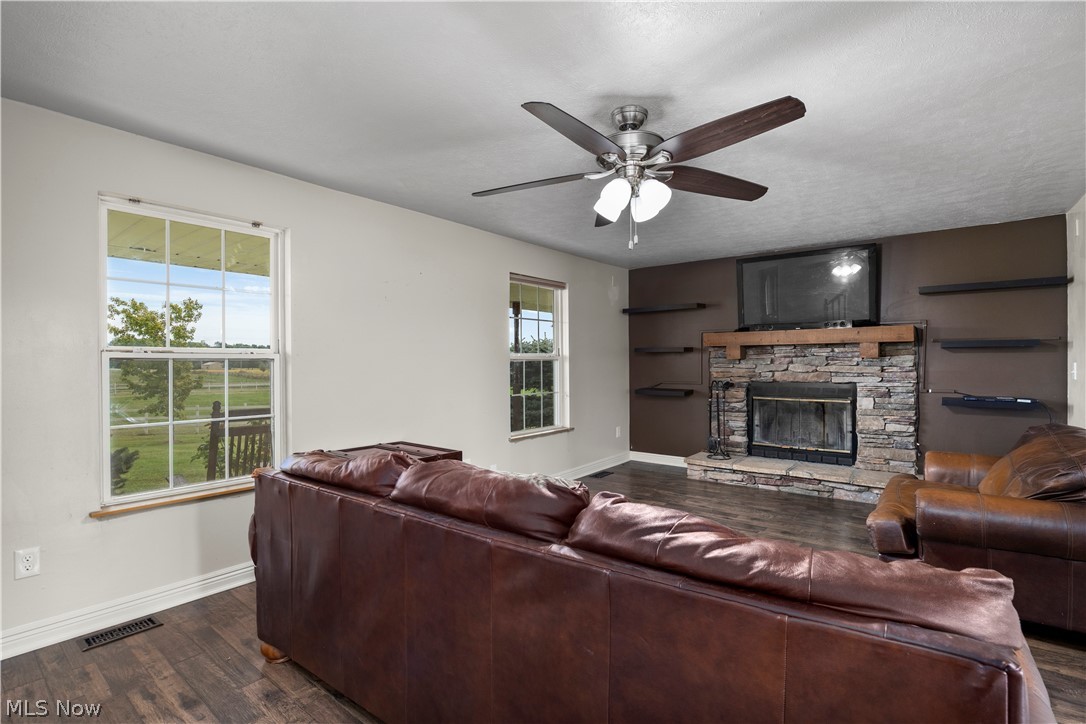 9742 Firestone Road Homerville OH 44235