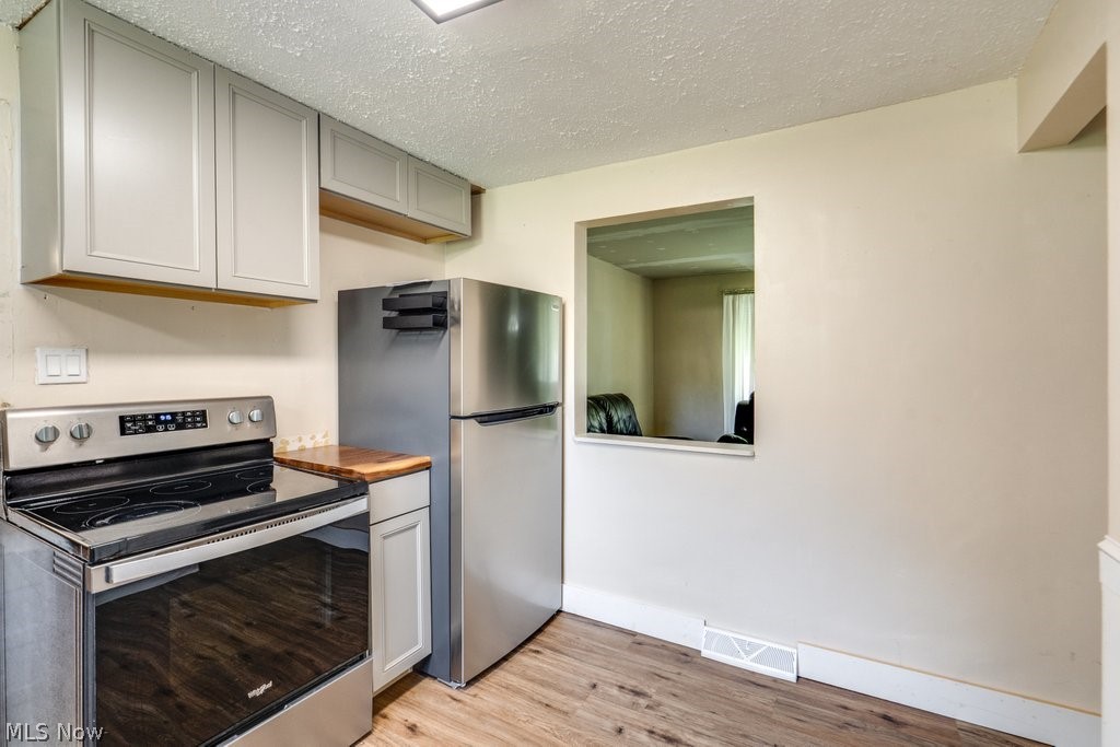 1064 Orchard Avenue Aurora OH 44202