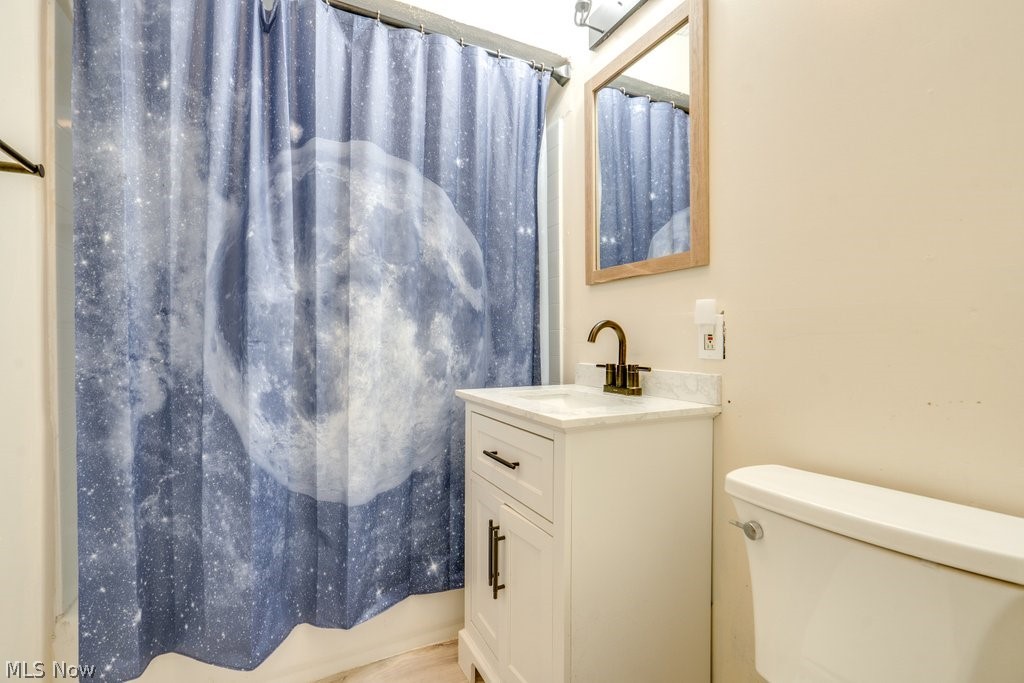 1064 Orchard Avenue Aurora OH 44202