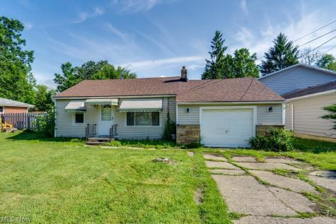 1064 Orchard Avenue Aurora OH 44202