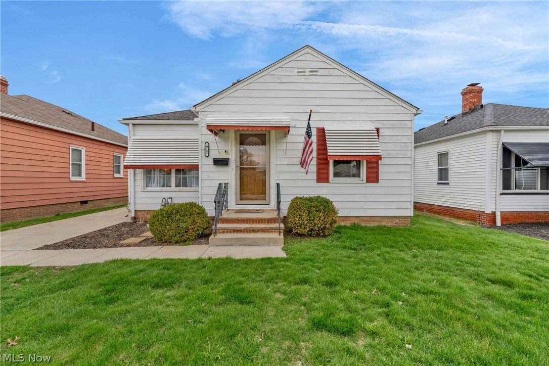 912 Dawnwood Drive Parma OH 44134