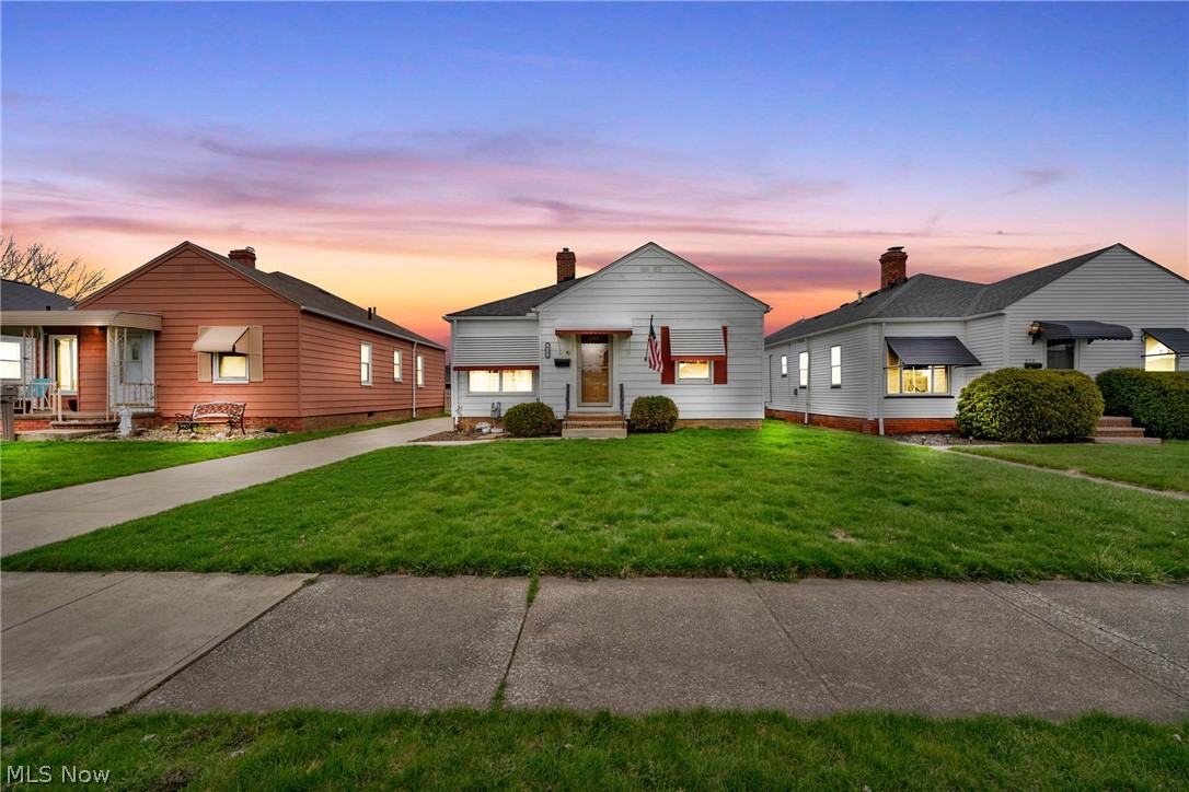 912 Dawnwood Drive Parma OH 44134