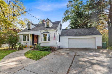 2950 Hillside Road Seven Hills OH 44131