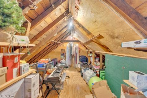 2950 Hillside Road Seven Hills OH 44131