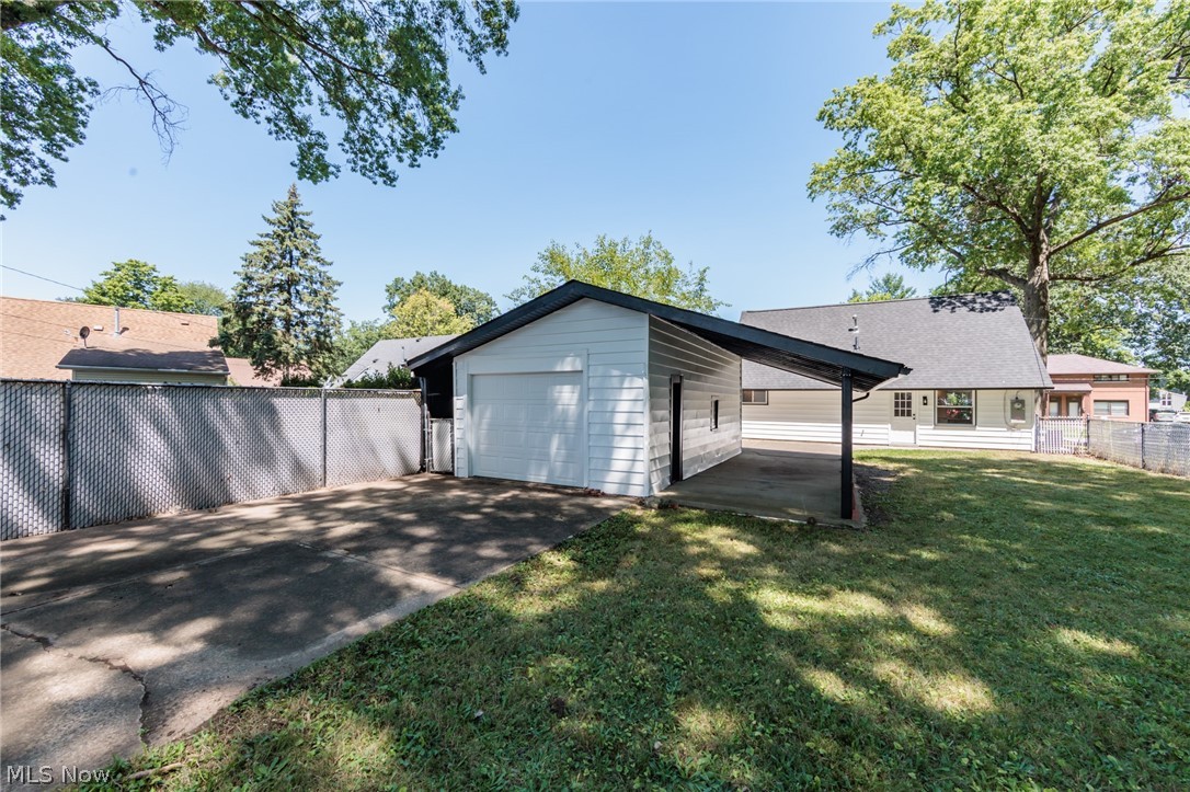 1130 Saxe Avenue Cuyahoga Falls OH 44221