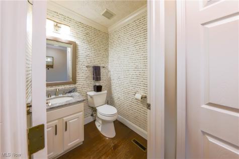 1462 Hollow Wood Lane Avon OH 44011
