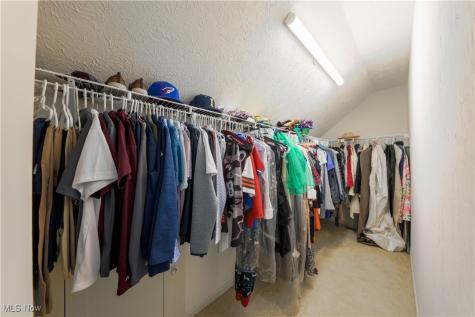 1462 Hollow Wood Lane Avon OH 44011