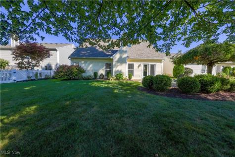 1462 Hollow Wood Lane Avon OH 44011