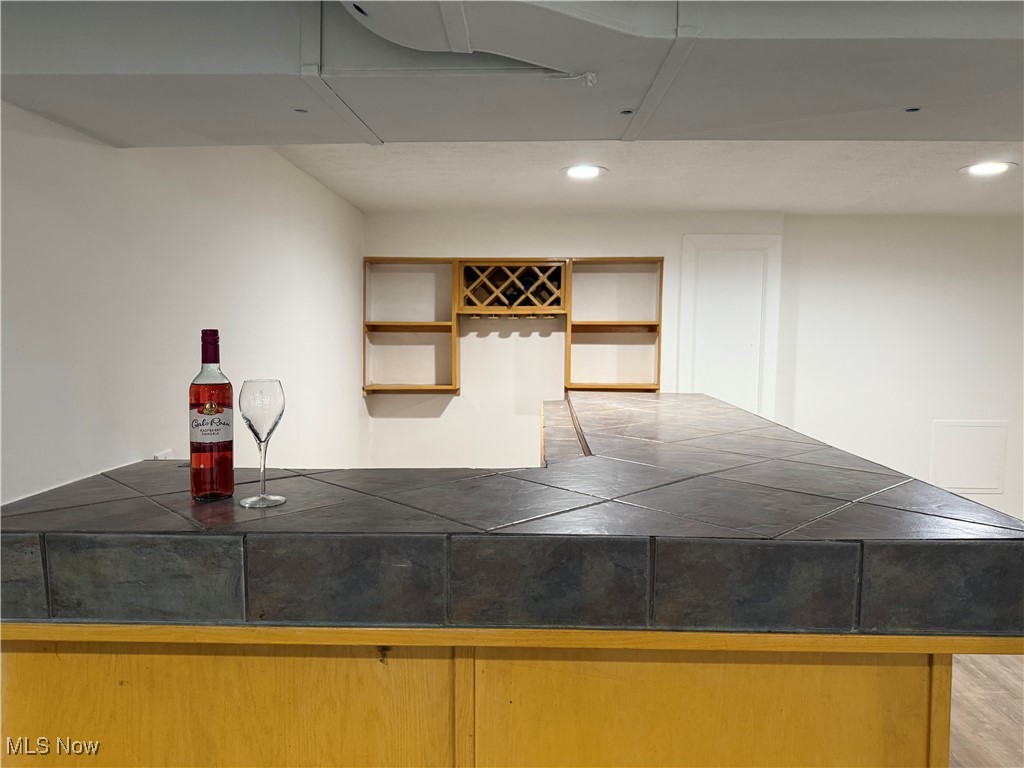 352 Skyview Drive Seven Hills OH 44131