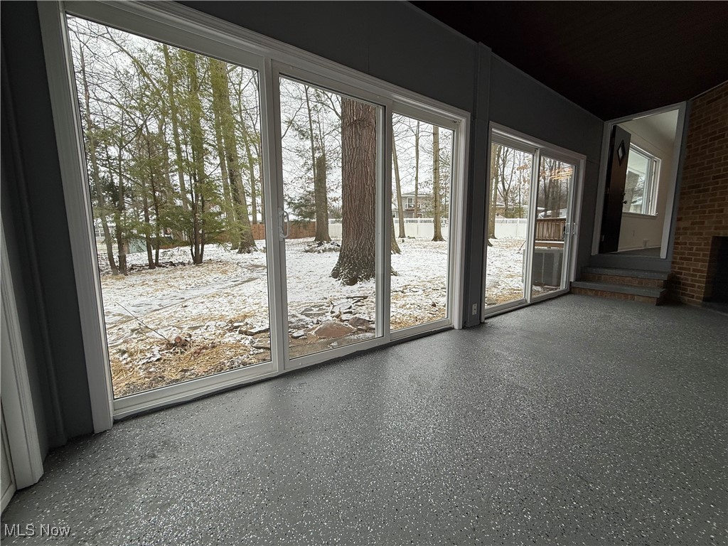 352 Skyview Drive Seven Hills OH 44131