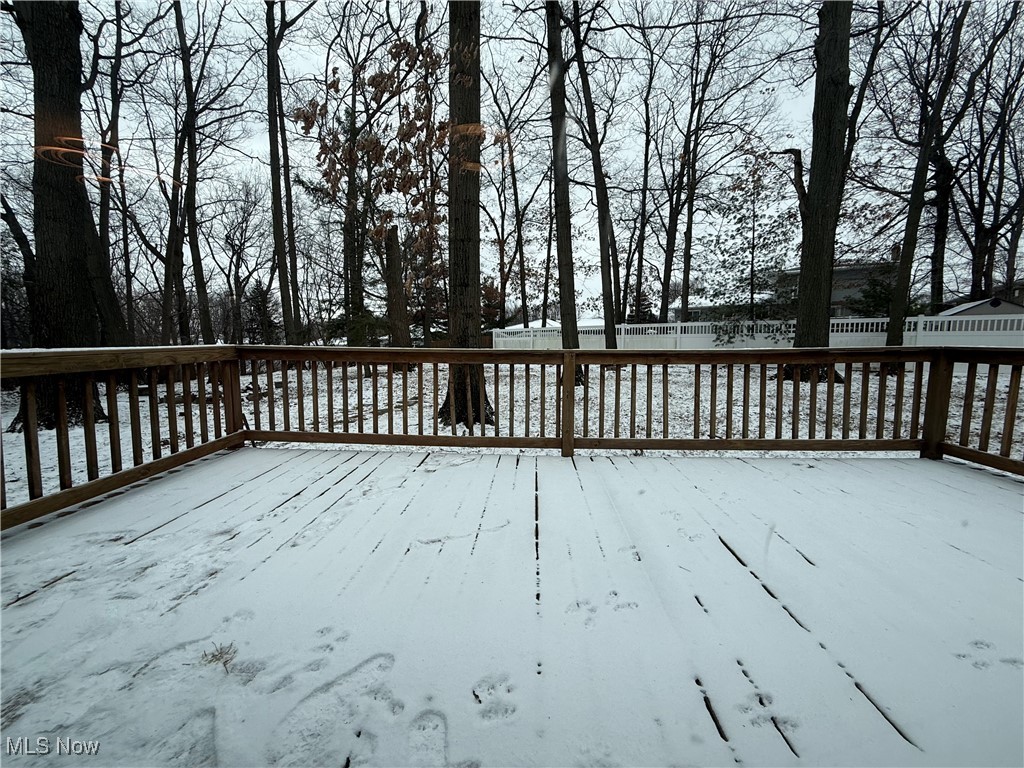 352 Skyview Drive Seven Hills OH 44131