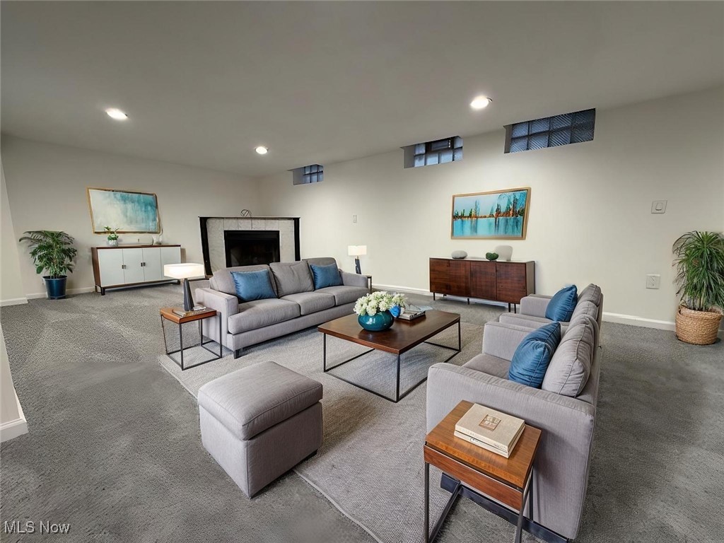 352 Skyview Drive Seven Hills OH 44131