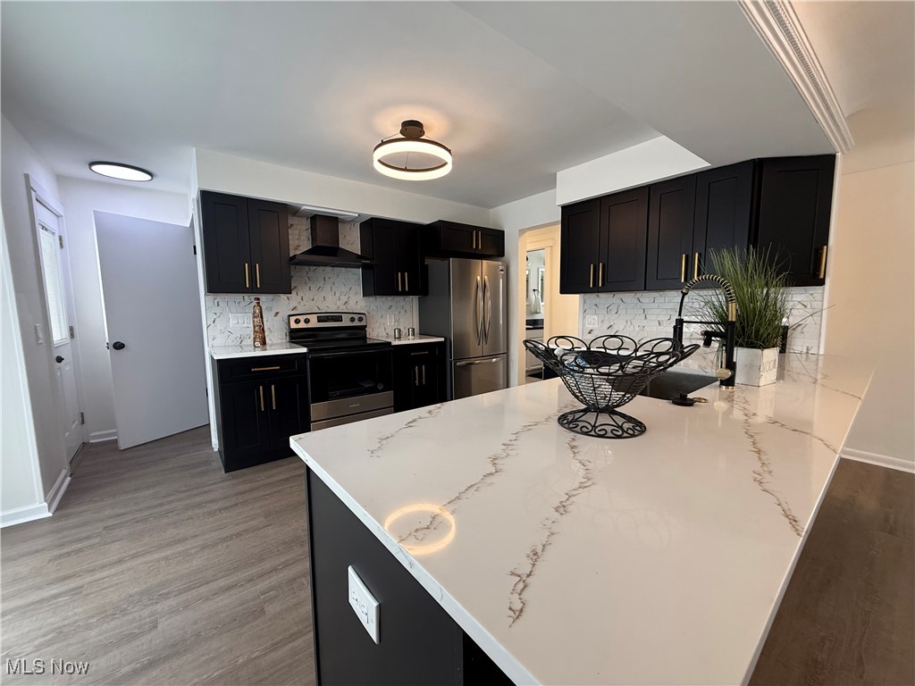 352 Skyview Drive Seven Hills OH 44131