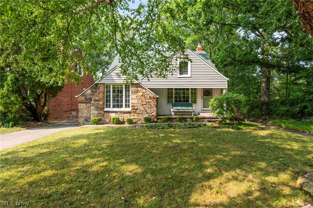 3849 Bainbridge Road Cleveland Heights OH 44118