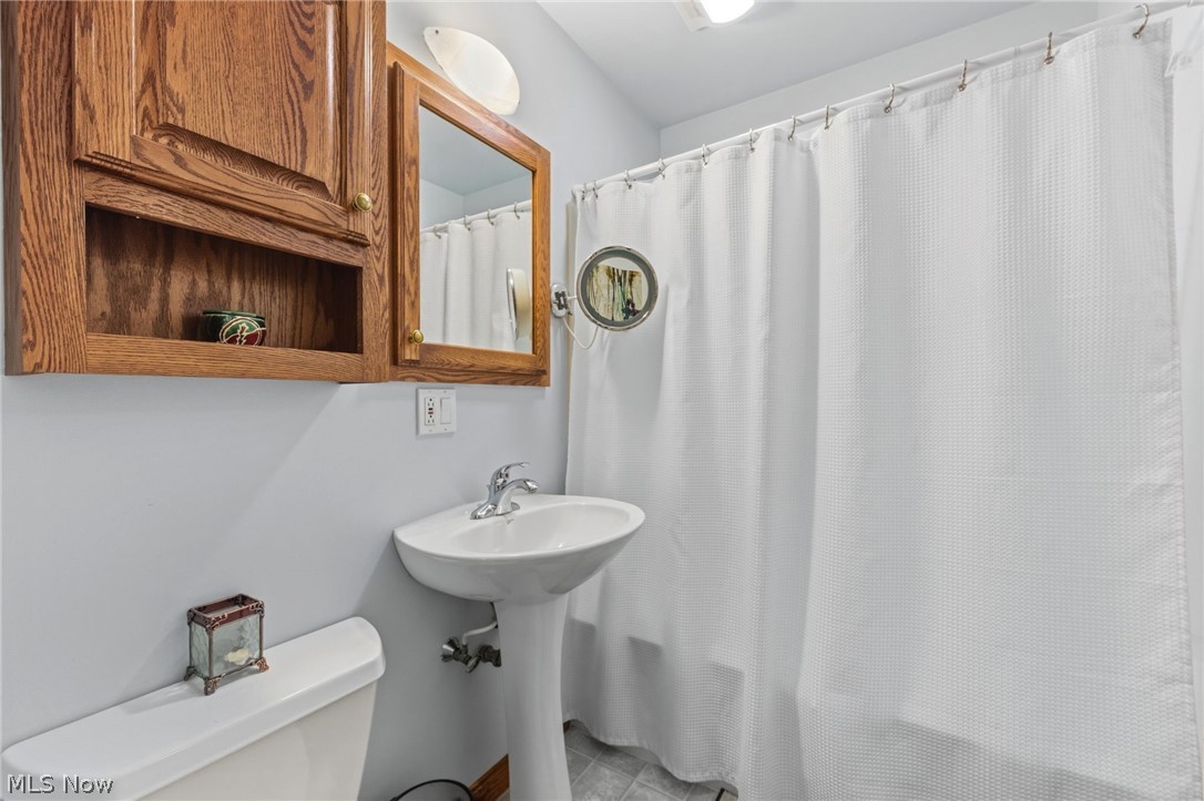 3849 Bainbridge Road Cleveland Heights OH 44118