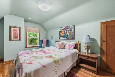 3849 Bainbridge Road Cleveland Heights OH 44118