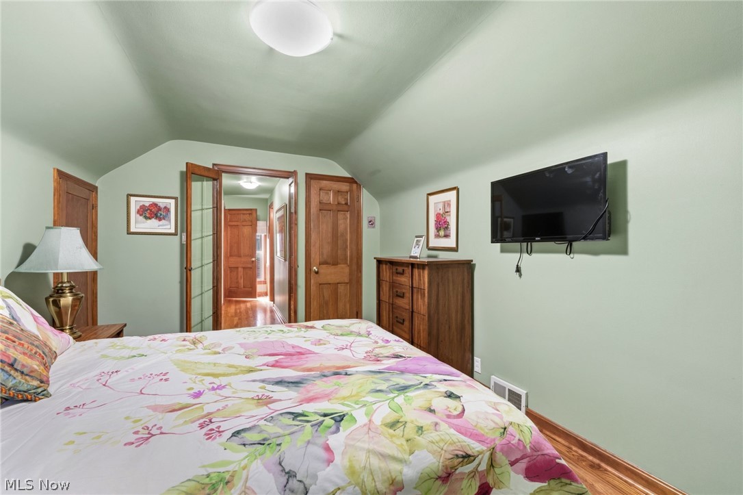 3849 Bainbridge Road Cleveland Heights OH 44118