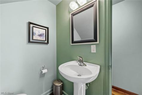 3849 Bainbridge Road Cleveland Heights OH 44118
