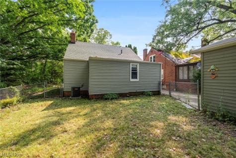 3849 Bainbridge Road Cleveland Heights OH 44118