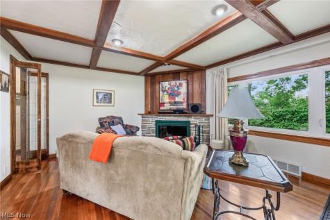 3849 Bainbridge Road Cleveland Heights OH 44118