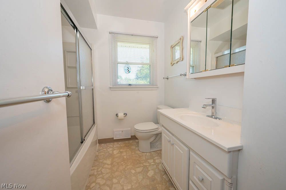 2233 Breezewood Drive Austintown OH 44515