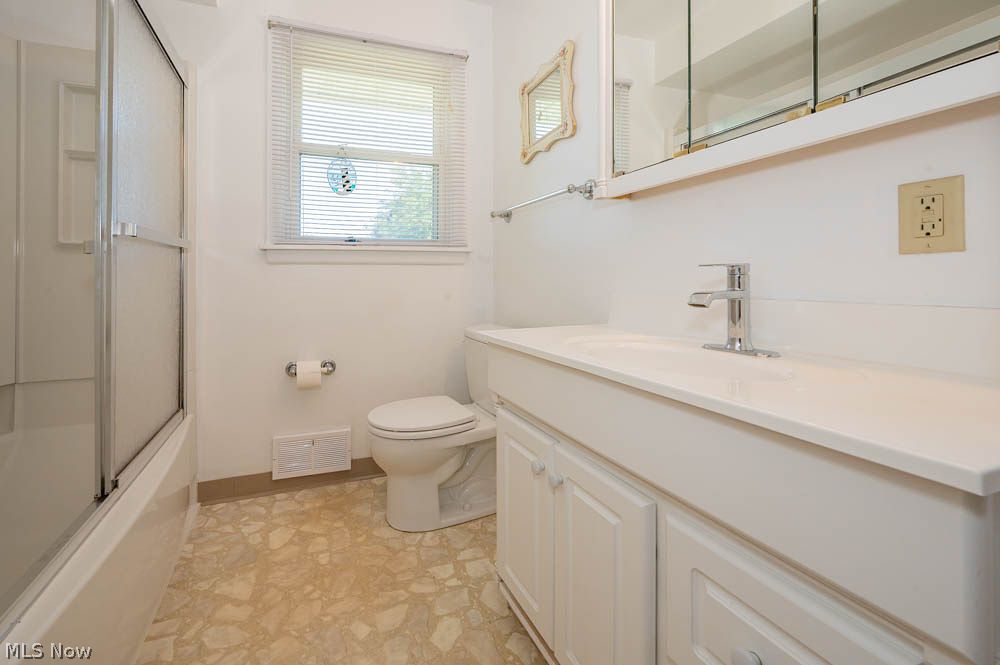 2233 Breezewood Drive Austintown OH 44515