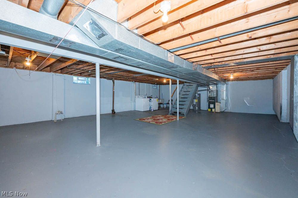 2233 Breezewood Drive Austintown OH 44515