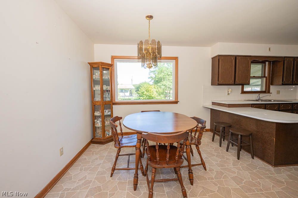 2233 Breezewood Drive Austintown OH 44515