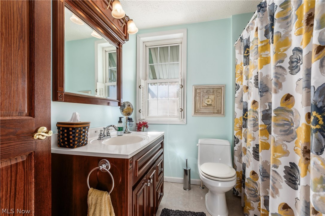 1309 Main Street Dresden OH 43821