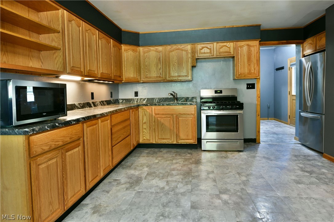 2333 Stephens Avenue Warren OH 44485