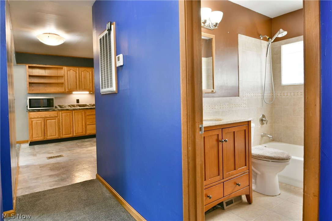 2333 Stephens Avenue Warren OH 44485