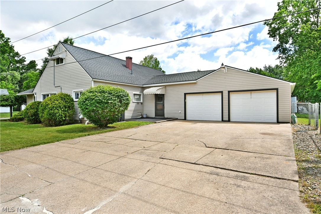 2333 Stephens Avenue Warren OH 44485