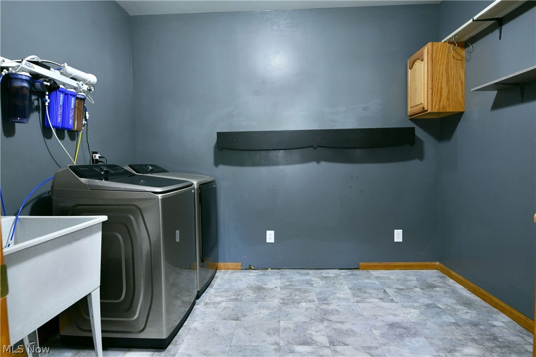 2333 Stephens Avenue Warren OH 44485