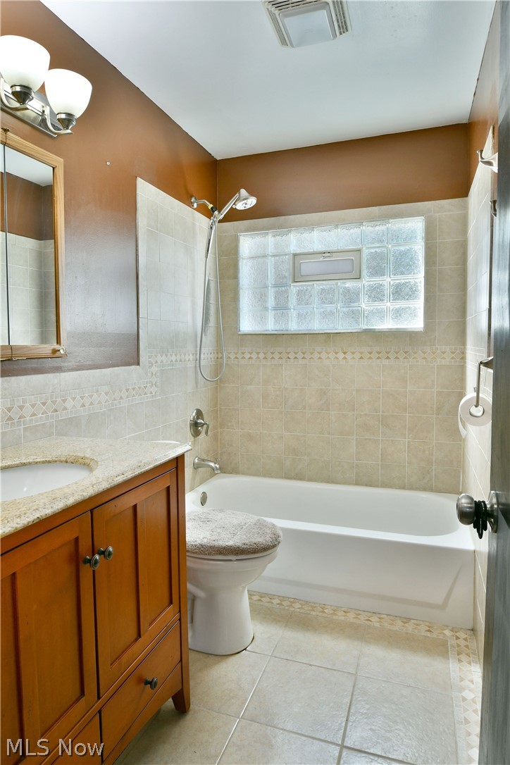 2333 Stephens Avenue Warren OH 44485