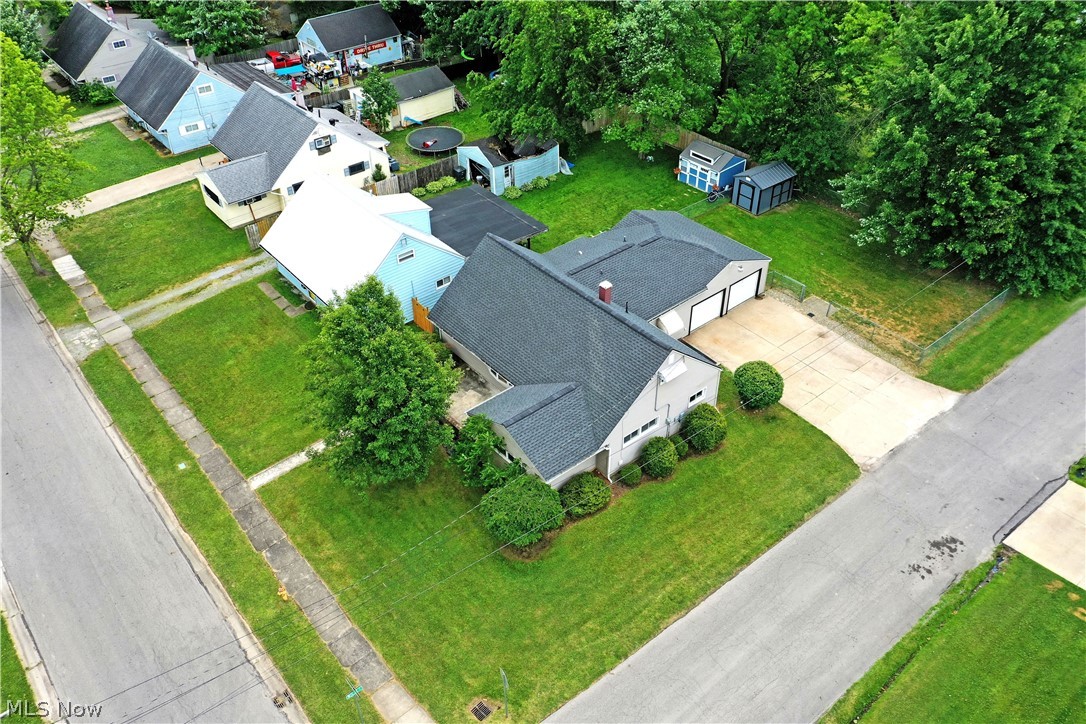 2333 Stephens Avenue Warren OH 44485