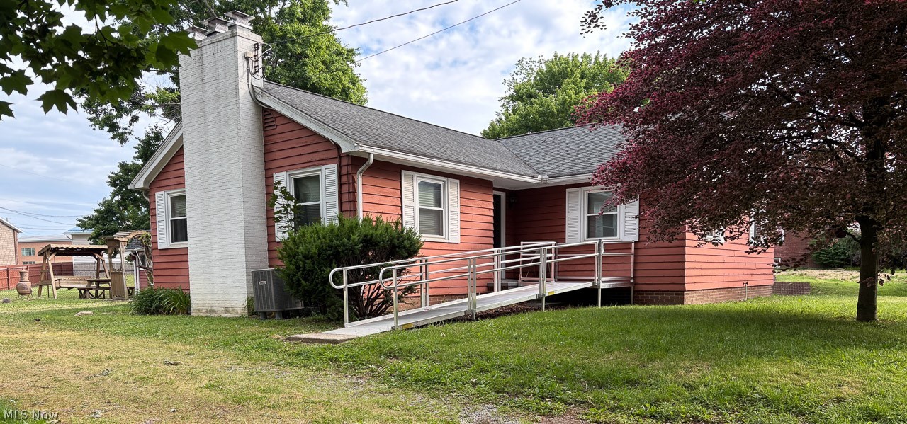 339 Belle Street SW Hartville OH 44632