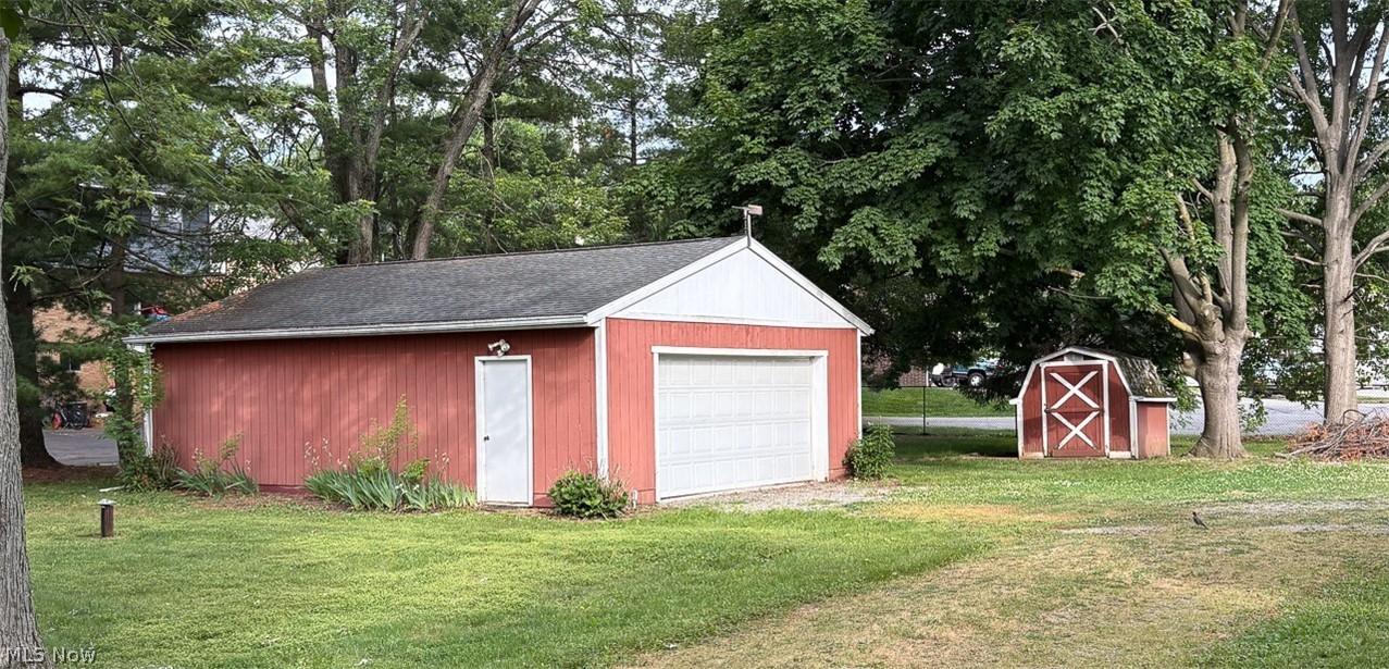 339 Belle Street SW Hartville OH 44632