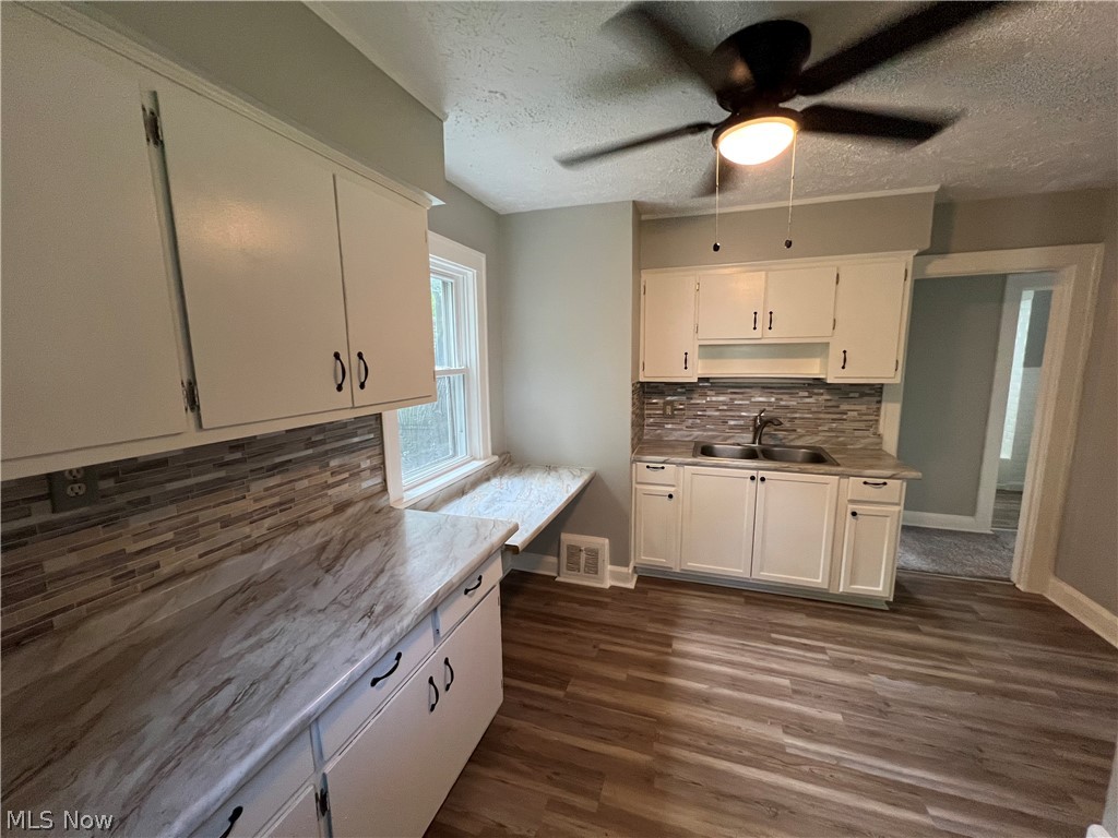 3679 E 105th Street Cleveland OH 44105