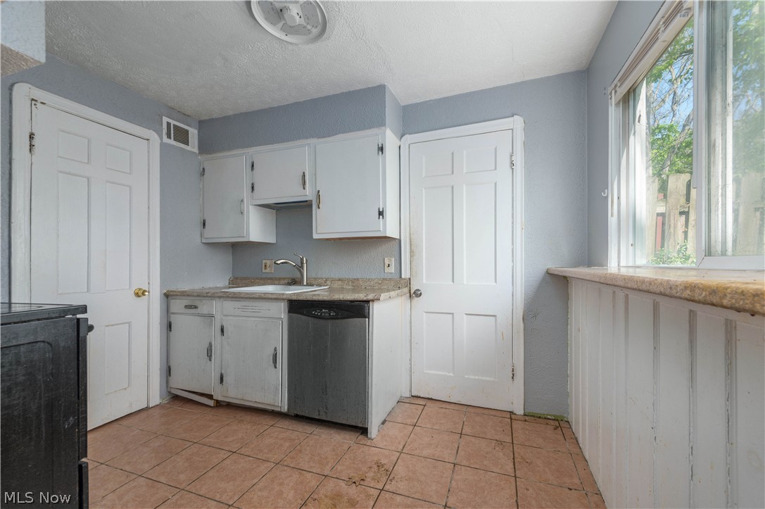 3675 Randolph Road Cleveland Heights OH 44121
