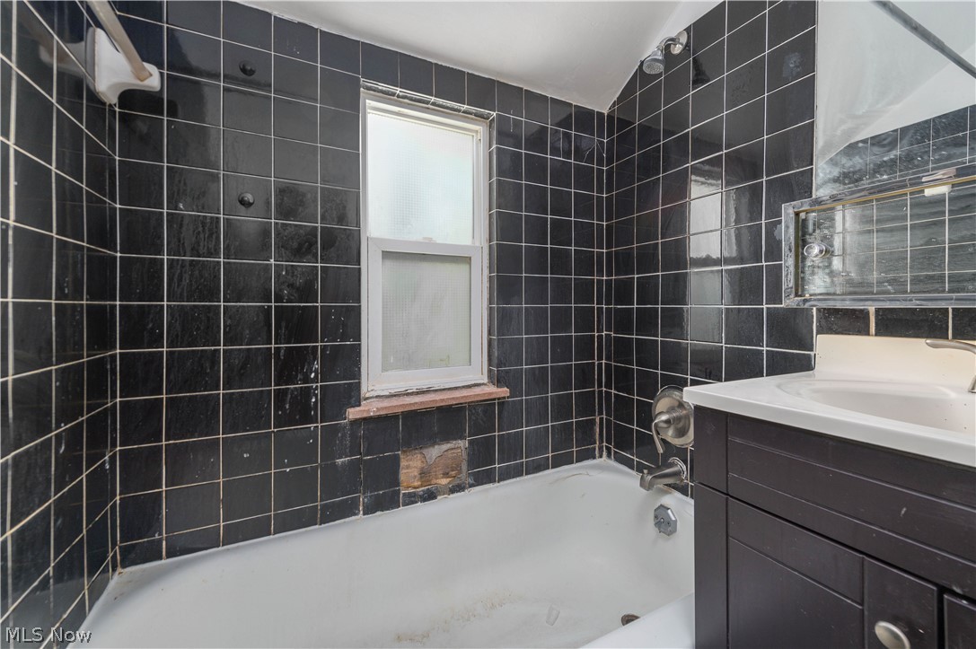 3675 Randolph Road Cleveland Heights OH 44121