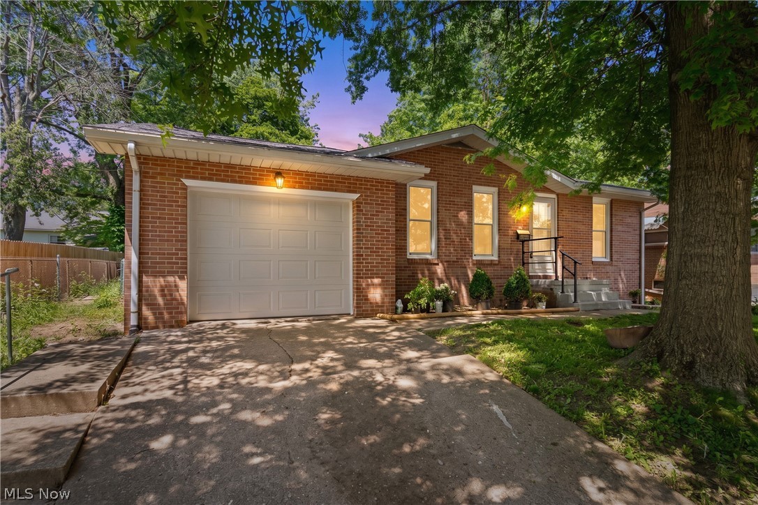 2219 34th Street NW Canton OH 44709