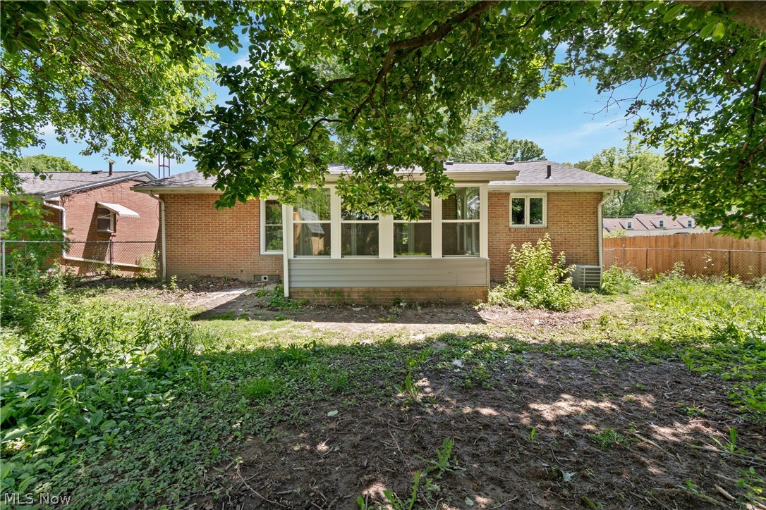 2219 34th Street NW Canton OH 44709
